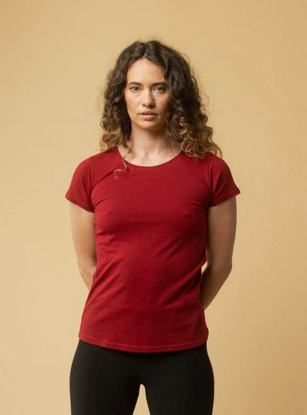 Červené basic tričko pre ženy s krátkymi rukávmi a okrúhlym vyýstrihom objednáte online na SLOVFLOW