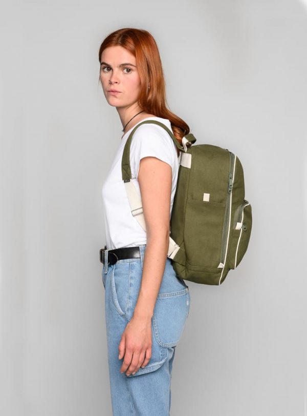 Zelený ruksak z organickej fairtrade bavlny objednáte na SLOVFLOW