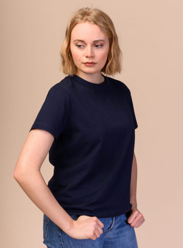 Modré dámske basic tričko z faitrade bavlny od značky Melawear objednáte na SLOVFLOW