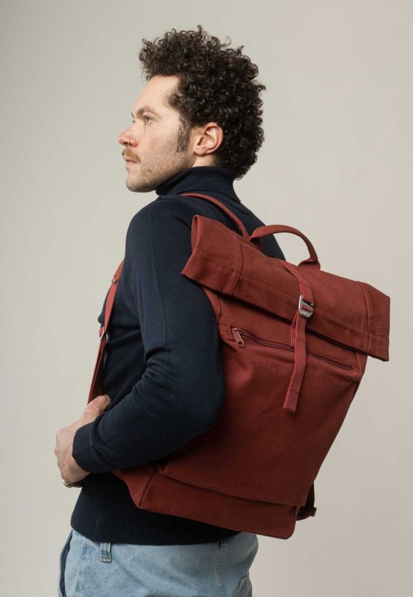Bordový rolovací ruksak pre mužov vyrobený z certifikovanej organickej bavlny objednáte online na SLOVFLOW