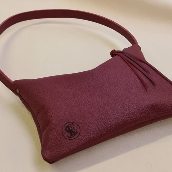 Bordová kožená kabelka Lotka so zipsom od značky Susses Bag