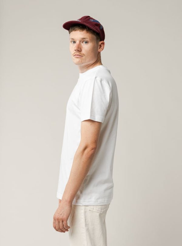 Biele tričko od etickej značky Melawear objednáš na eshope SLOVFLOW